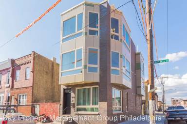 Main picture of 1240 S Bonsall St