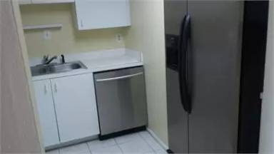 Main picture of 807 Sky Lake Cir