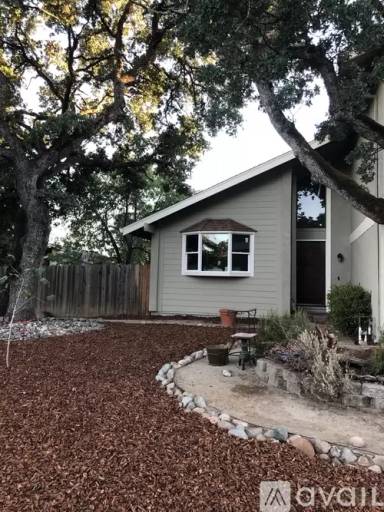 Main picture of 5613 Glencrest Ln