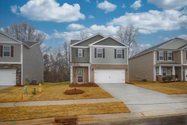 Main picture of 538 King Clover Ln