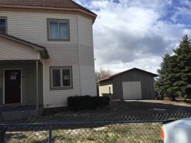 Main picture of 914 Laurel St