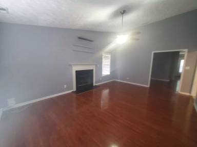 Main picture of 5250 Old Railroad Way