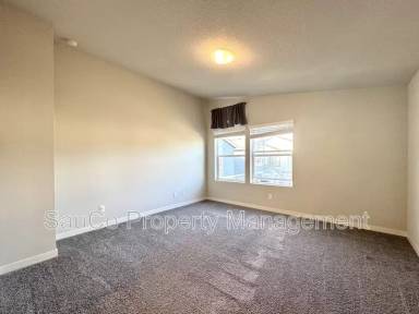 Main picture of 6648 SE Genrosa St