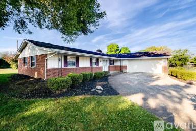 Main picture of 1378 Honeysuckle Dr