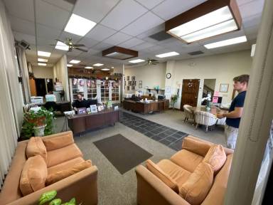 Main picture of 580 Main St