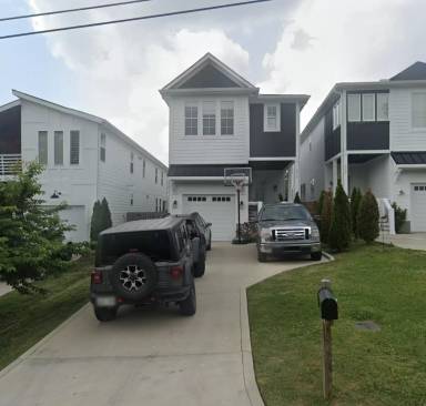 Main picture of 845 Dewees Ave