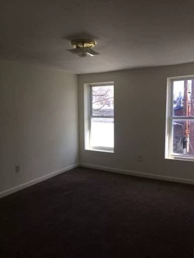 Main picture of 333 S Mount St