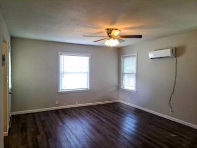 Main picture of 1059 Blaylock Cir S