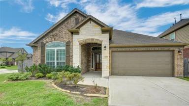 Main picture of 4506 Valley Rill Rd