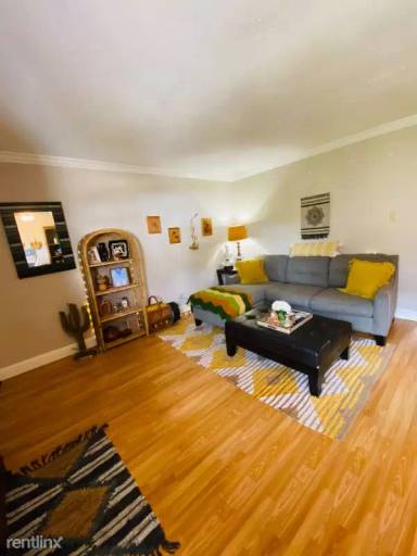 Main picture of 1717 Park St