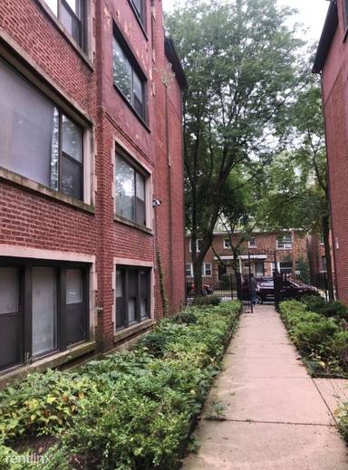 Main picture of 7749 S Yates Blvd