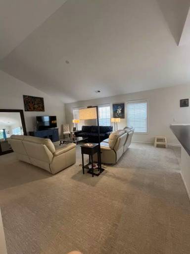 Main picture of 97 Crossings Blvd