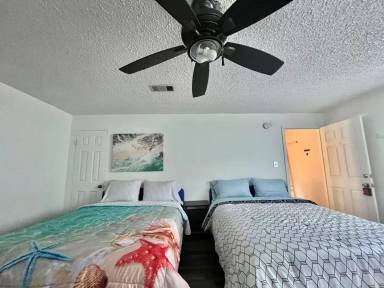 Main picture of 7033 7th Ave