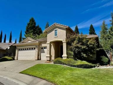 Main picture of 225 Rock Creek Ct