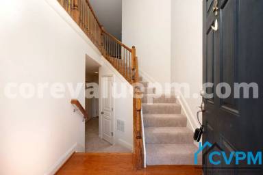 Main picture of 8756 Blazing Brook Way