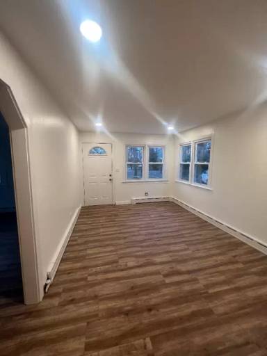 Main picture of 60 Mobrey Ln