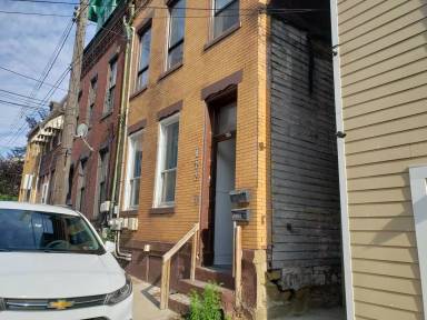 Main picture of 820 Spring Garden Ave
