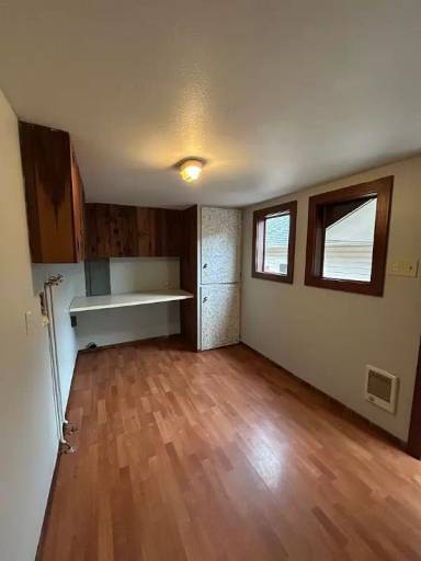 Main picture of 423 E Rockland St