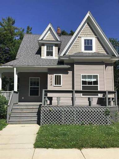 Main picture of 1011 S Lansing St