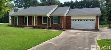 Main picture of 3023 Huffines Dr