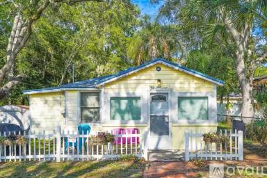 Main picture of 526 5th Ave N