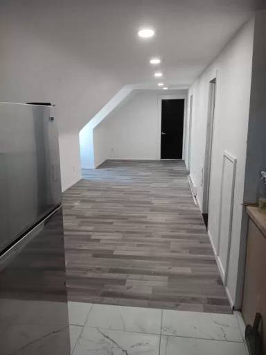 Main picture of 1378 E 85th St