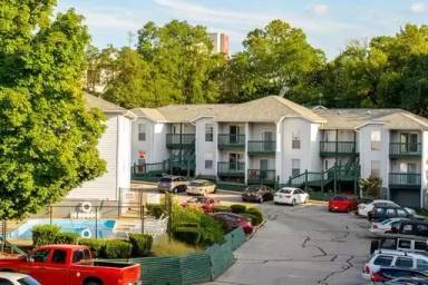 Main picture of 2017 N Dunn St