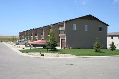 Main picture of 5801 Victoria Ave