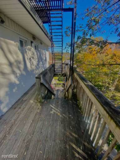 Main picture of 29 Battle Ave