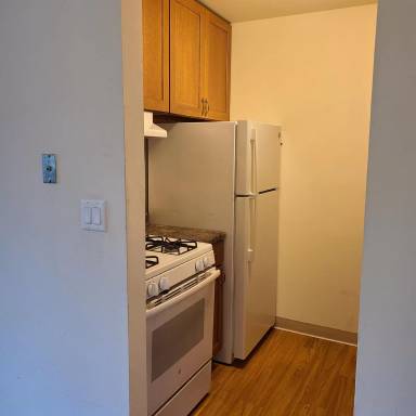 Main picture of 341 East Market Street - 209