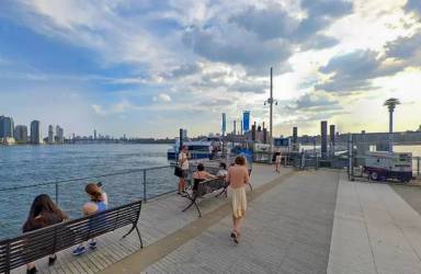 Main picture of 120 India St