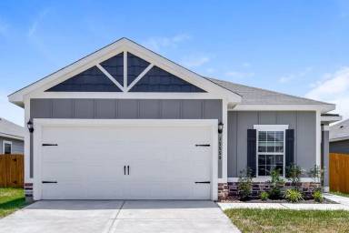 Main picture of 16459 Honeysuckle Hill Dr