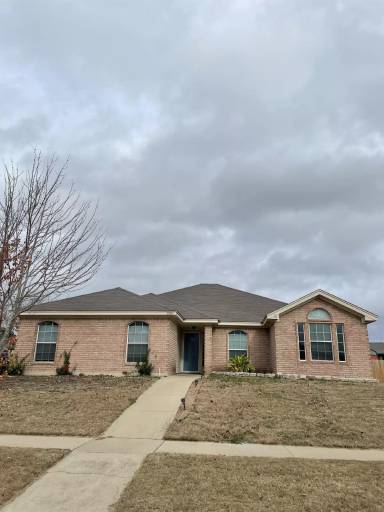 Main picture of 3901 Mustang Dr