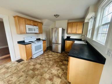 Main picture of 128 Concord Way