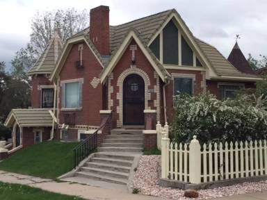 Main picture of 3958 1/2 Julian St