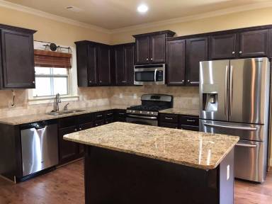 Main picture of 672 Anders Ct