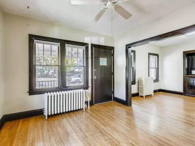 Main picture of 1660 Hewitt Ave