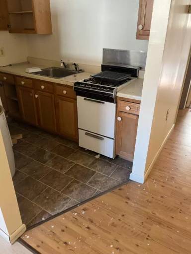 Main picture of 258 James St