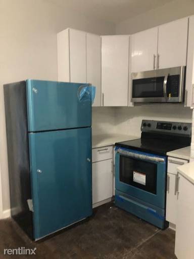 Main picture of 1499 Bryant Ave