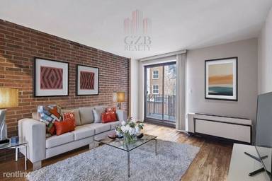 Main picture of 153 E 88th St