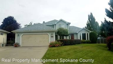 Main picture of 3001 S Bolivar Rd