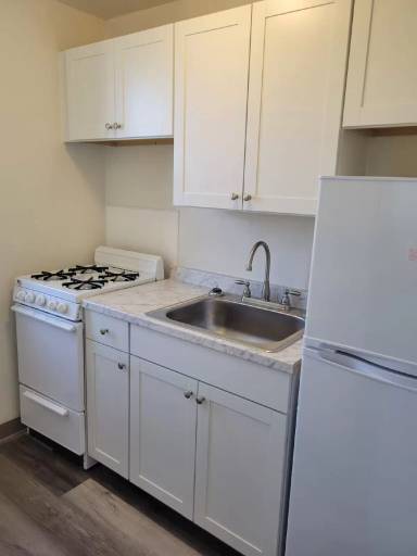 Main picture of 3304 Brownsville Rd