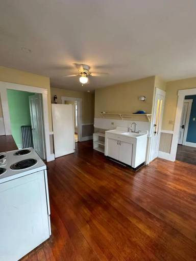 Main picture of 40 Highland St