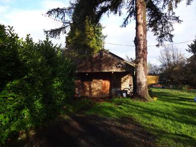 Main picture of 1025 Irving Rd