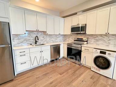 Main picture of 3327 Tejon St