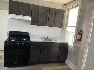 Main picture of 442 Market St