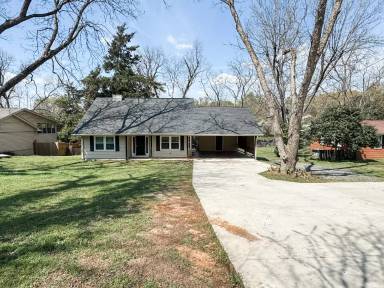 Main picture of 2108 Marshallville Rd