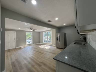 Main picture of 1207 Witherspoon St