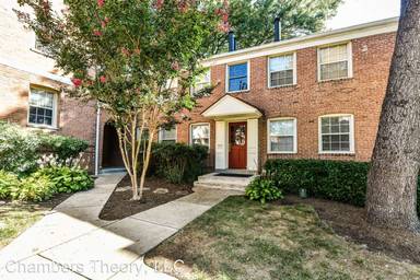 Main picture of 2603 Arlington Blvd