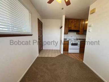 Main picture of 1516 South Ct